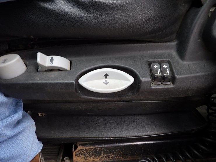 2017-kenworth-t800-image-88