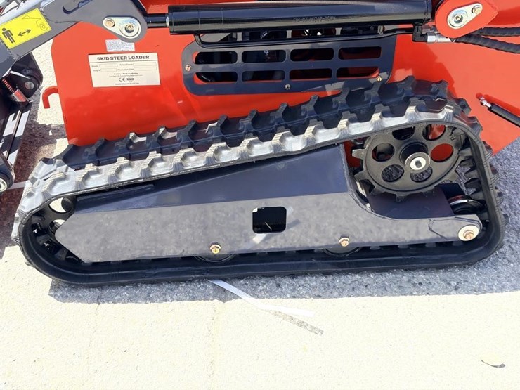 2026-zjg-zj-380-skid-steer-loader-image-8