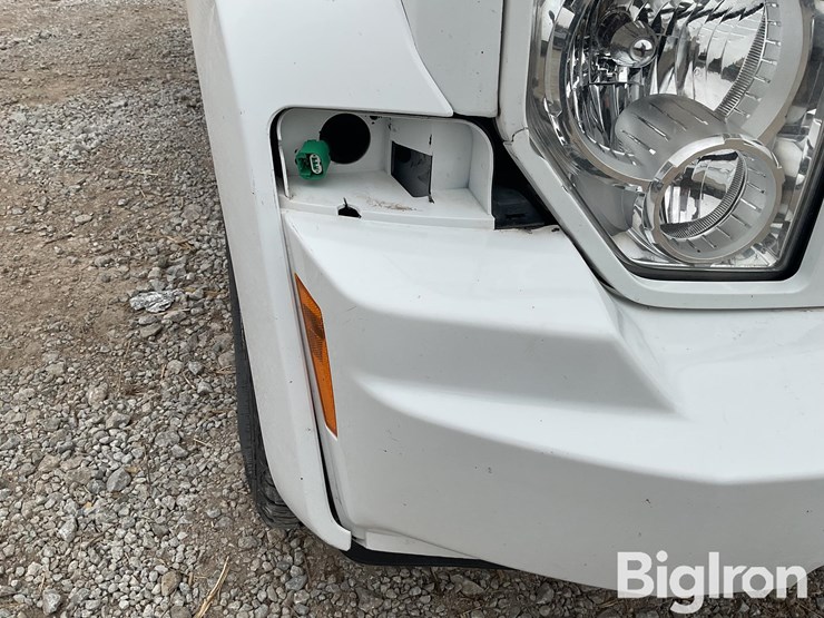 2012-jeep-liberty-image-10