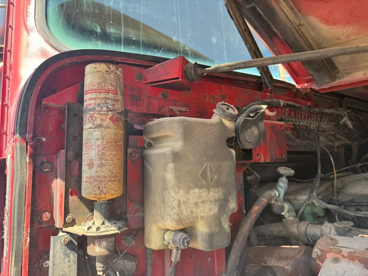 #1119-•-1990-international-navistar-paystar-5000-26'-flat-bed-truck-image-22