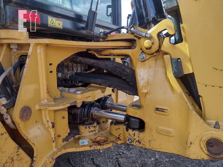 2011-caterpillar-420e-image-30