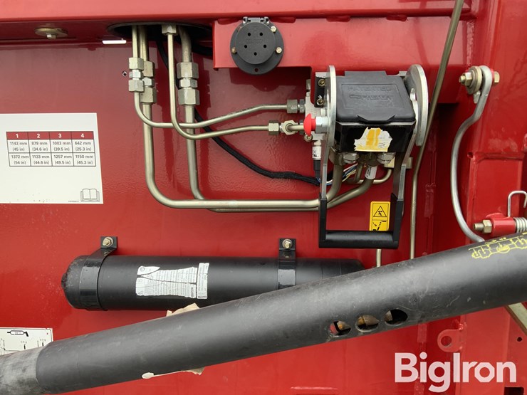 2016-case-ih-3016-image-14