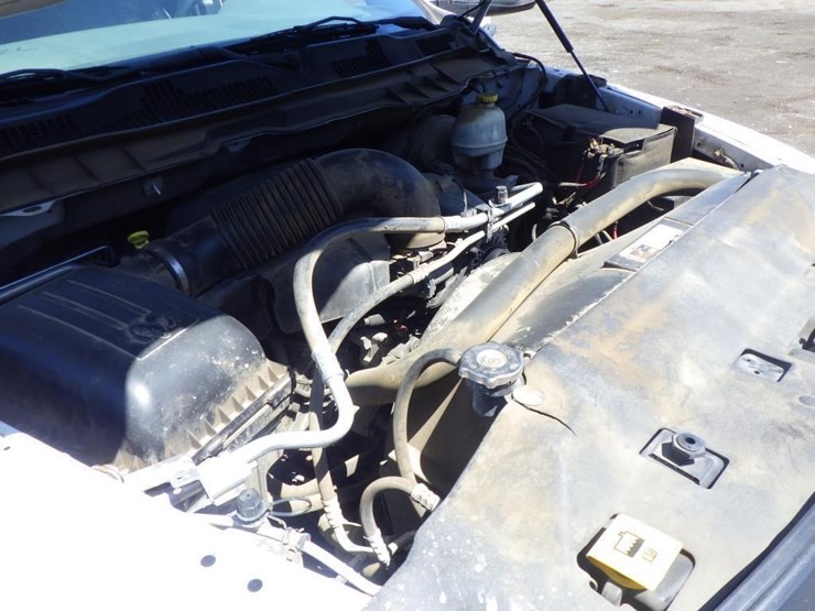 2014-dodge-1500-image-11