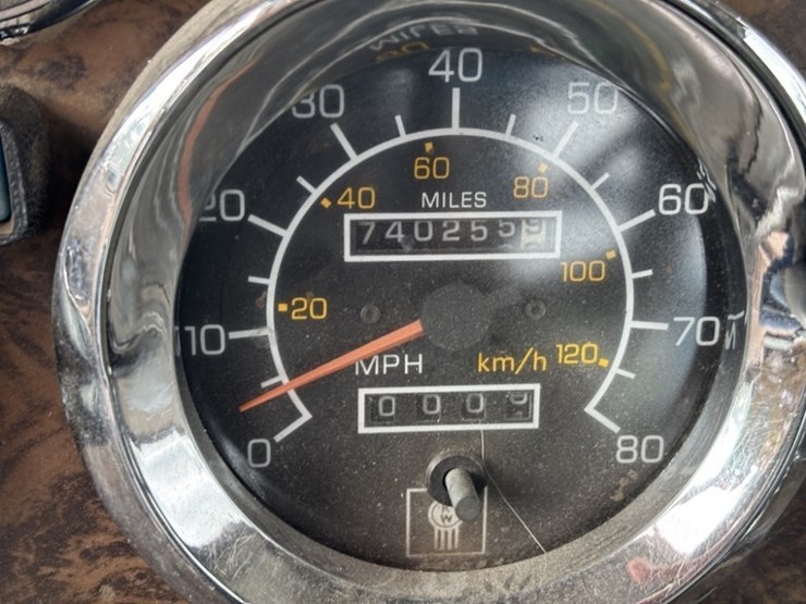 1990-kenworth-w900-image-43