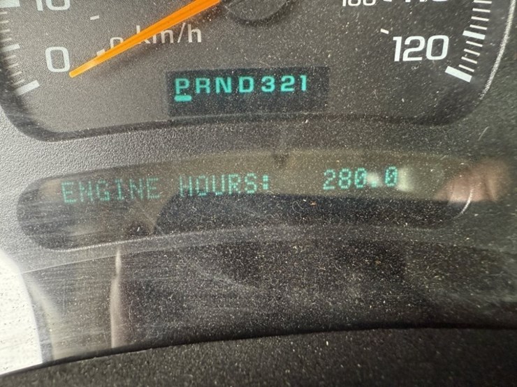 2005-chevrolet-silverado-3500-image-36