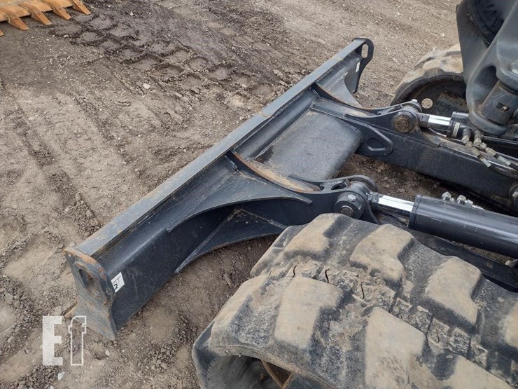 2020-bobcat-e85-image-18