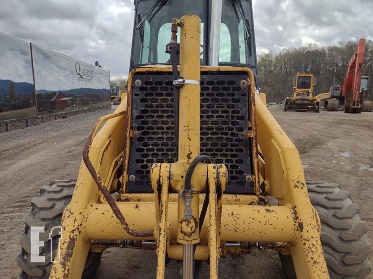 1995-deere-300d-image-23