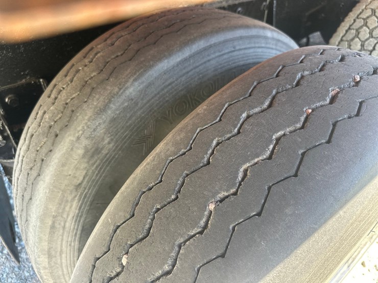 2012-international-7600-image-55