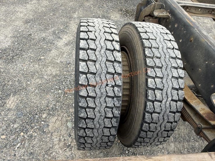 1985-ford-f600-image-23