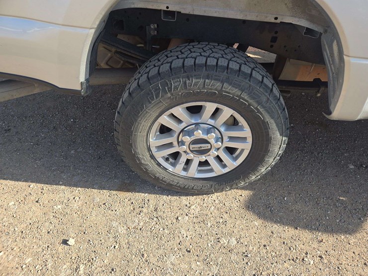 2019-ford-f250-image-17