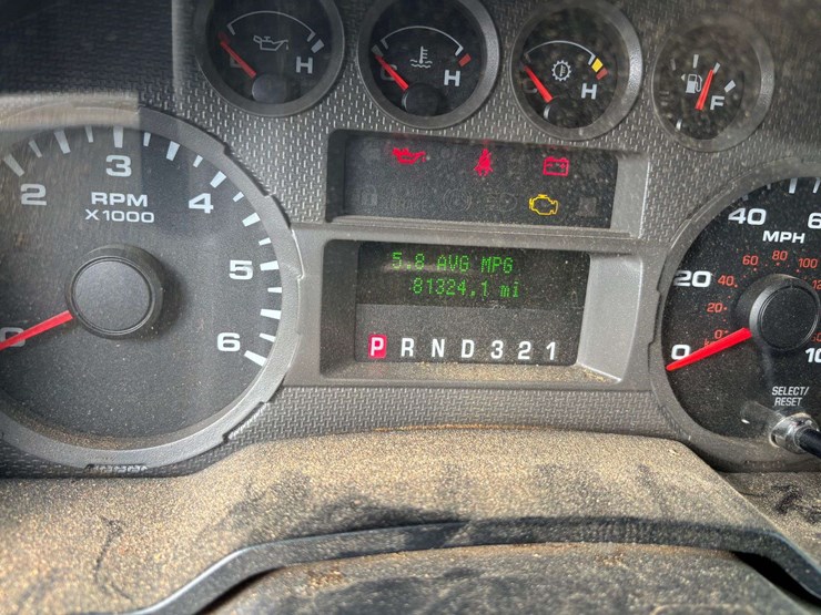 2008-ford-f550-image-24