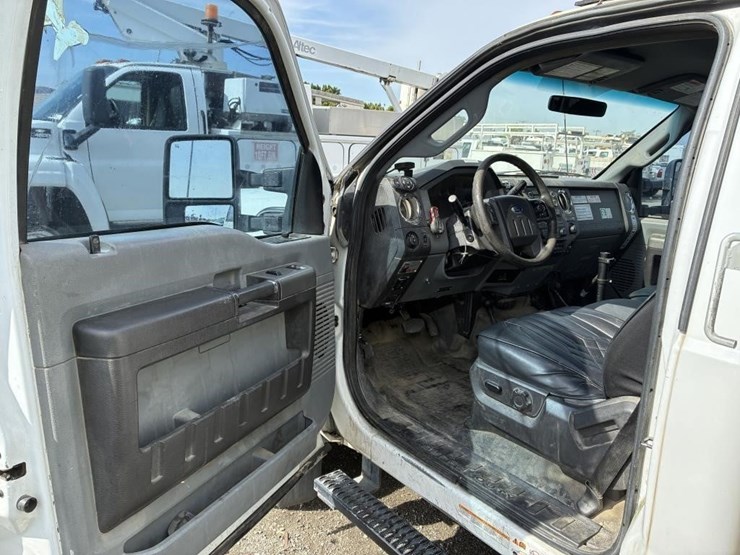 2012-ford-f450-image-15