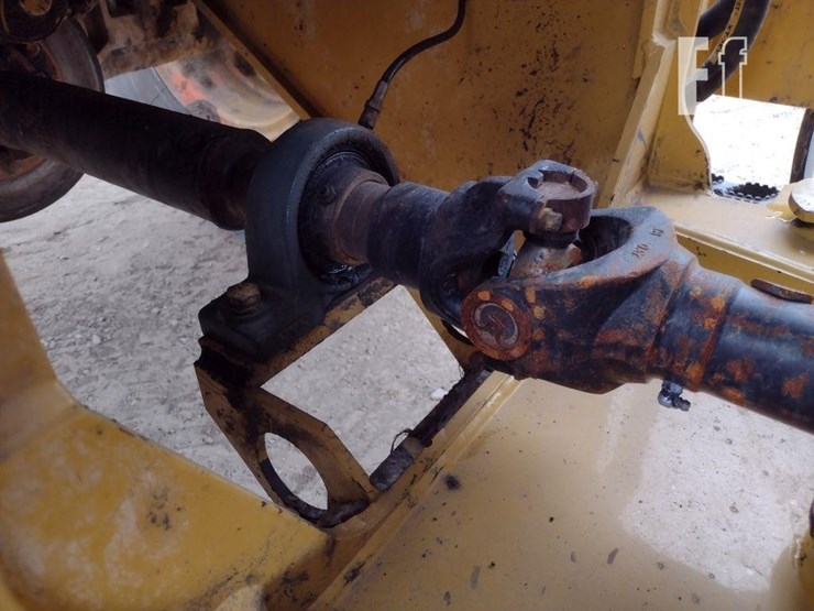 caterpillar-926m-image-21