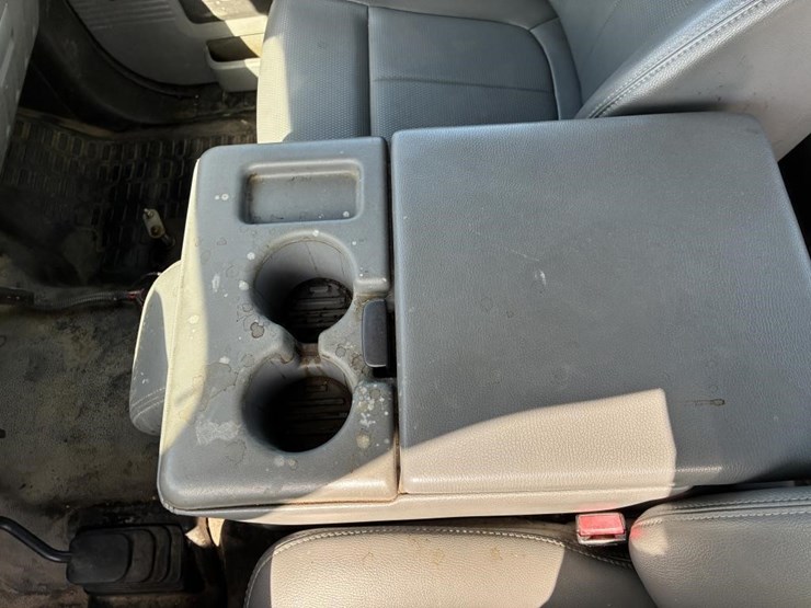 2011-ford-f250-image-18