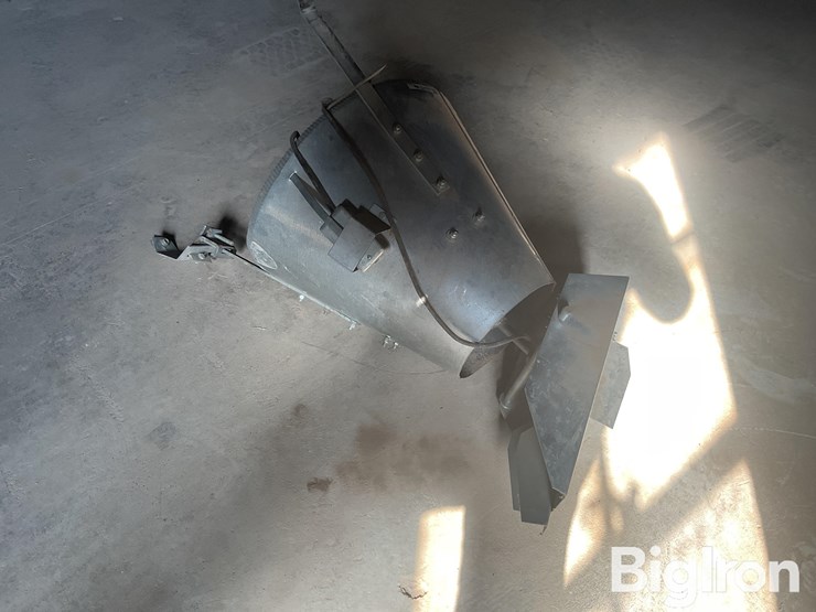 spread-all-e-3-grain-spreader-image-3