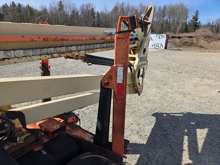 2010-jlg-t500j-image-28