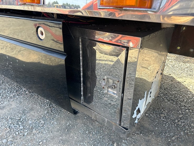 1999-kenworth-t600-image-38