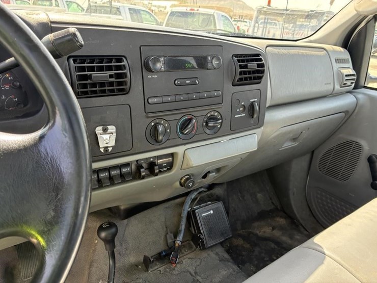 2005-ford-f250-image-15