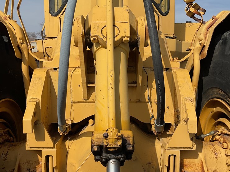 caterpillar-824b-image-8