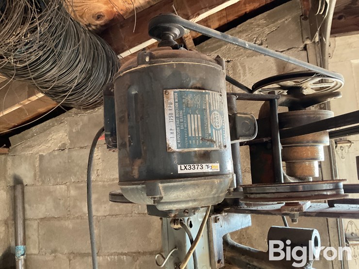 champion-20”-camelback-drill-image-6