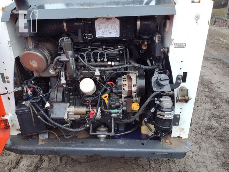 2017-bobcat-t590-image-35