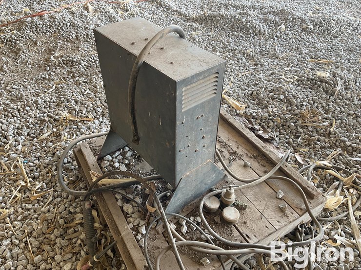 lincoln-arc-welder-image-5