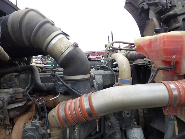 2017-kenworth-t800-image-55