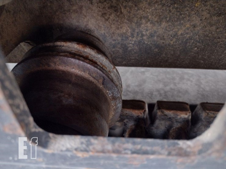 2020-deere-35g-image-16