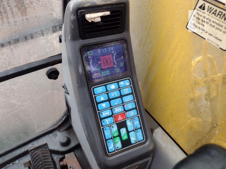 2004-komatsu-pw200-7-image-6