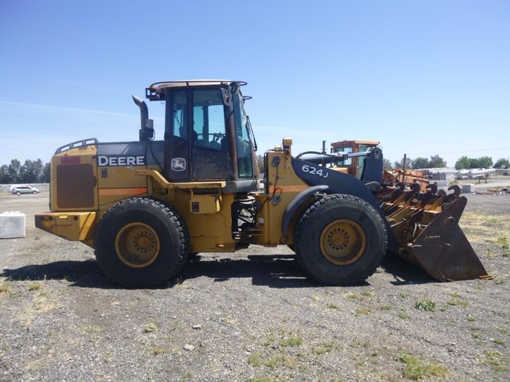2005-deere-624j-image-24