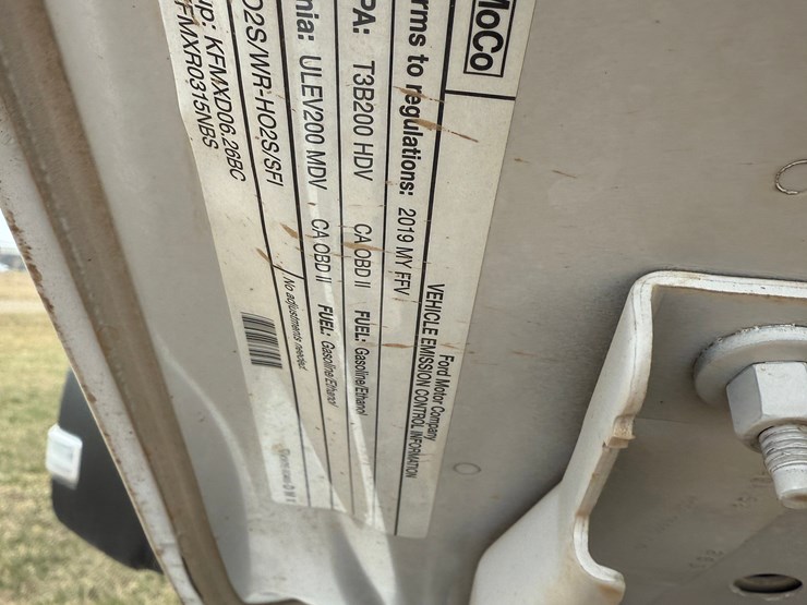 2019-ford-f250-image-21