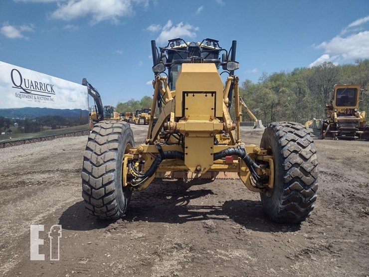 2010-caterpillar-120m-image-2