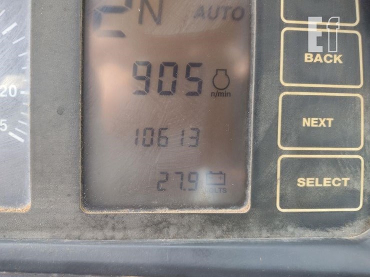 2003-deere-744j-image-6