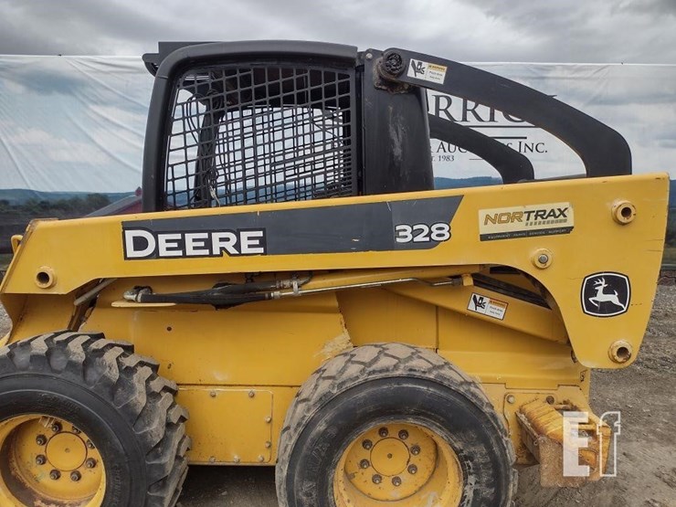 deere-328-image-18