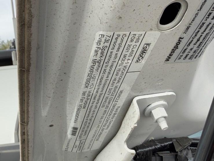 2021-ford-f550-xl-sd-image-15