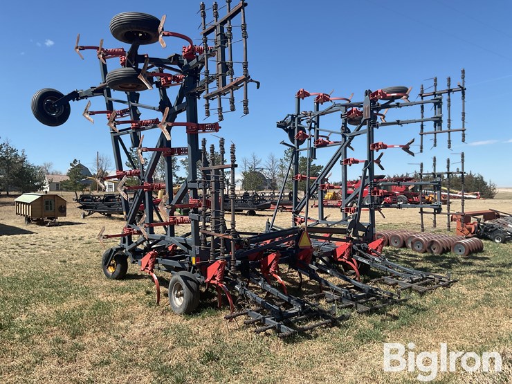 flexi-coil-c820-field-cultivator-image-7