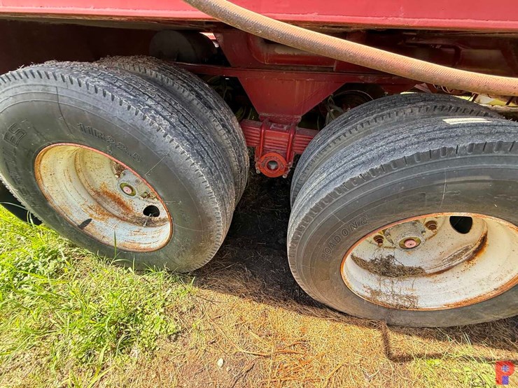 western-rough-rider-1000-hp-10k-triplex-double-pump-trailer-image-11