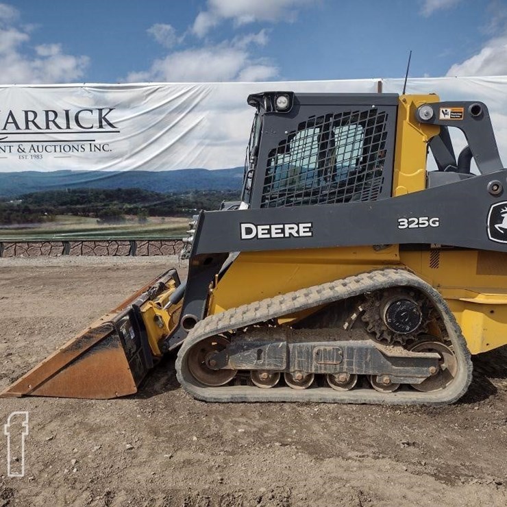 2023 DEERE 325G
