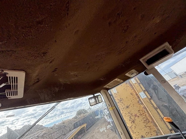 2001-john-deere-6410-image-50