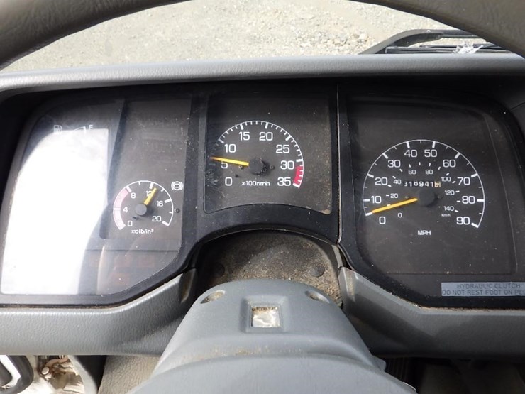 2006-mitsubishi-fuso-fm61f-image-22