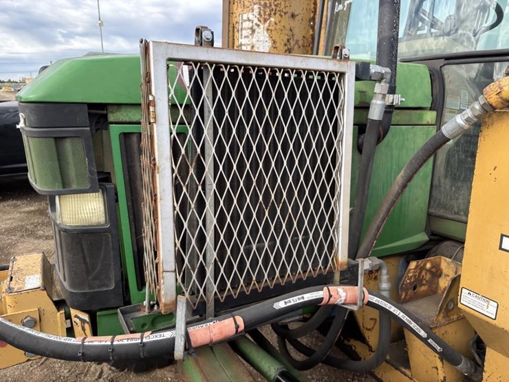 2001-john-deere-6410-image-53