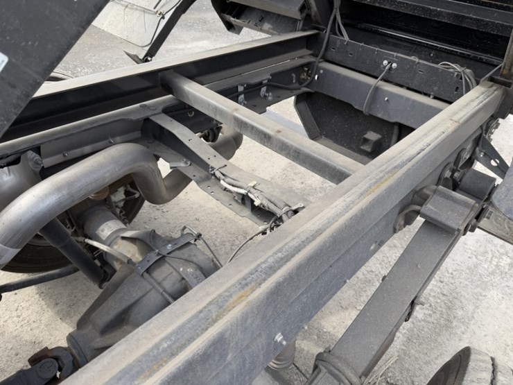 2021-ford-f550-xl-sd-image-26