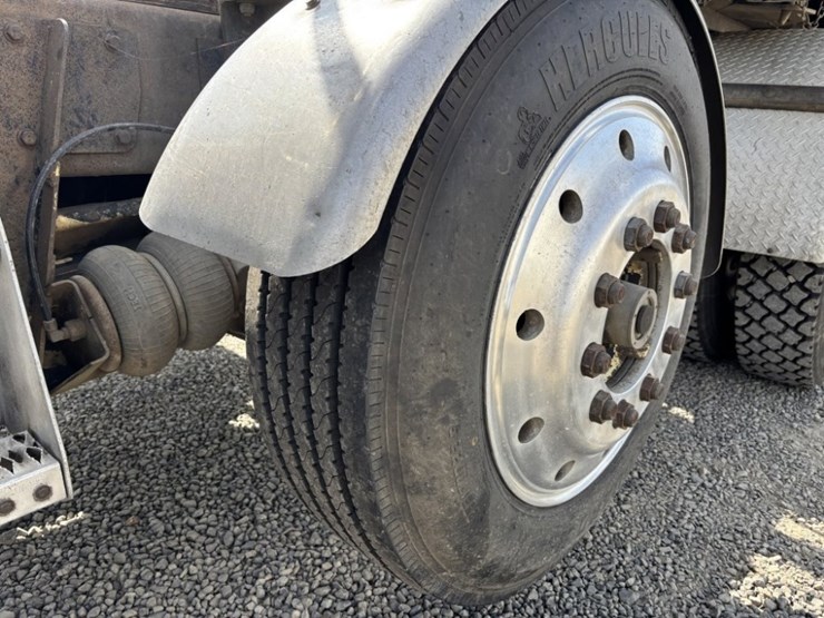 2000-kenworth-t800b-image-10