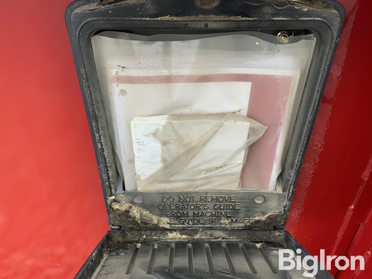 2016-case-ih-3016-image-18