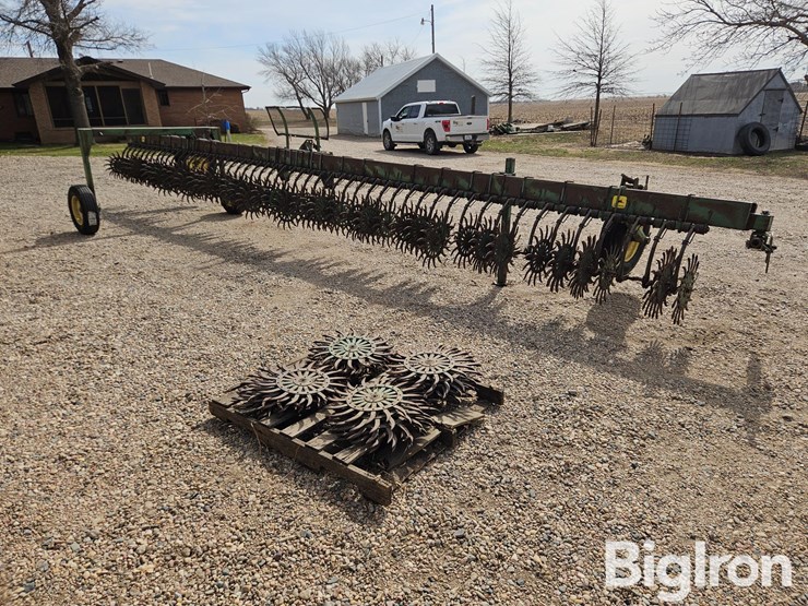 john-deere-400-image-3