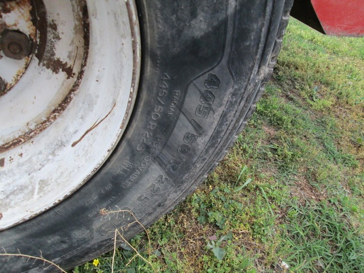 #46183-•-schuler-pull-type-feed-mixer-image-6