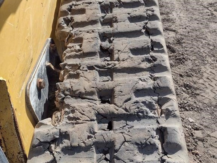 2023-deere-333g-image-17