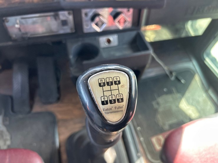 1999-kenworth-t600-image-72