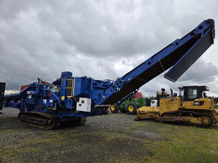 2022-petersen-/-astec-5710d-horizontal-grinder-image-3