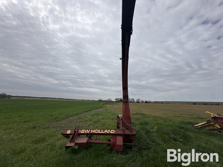 new-holland-707-image-6